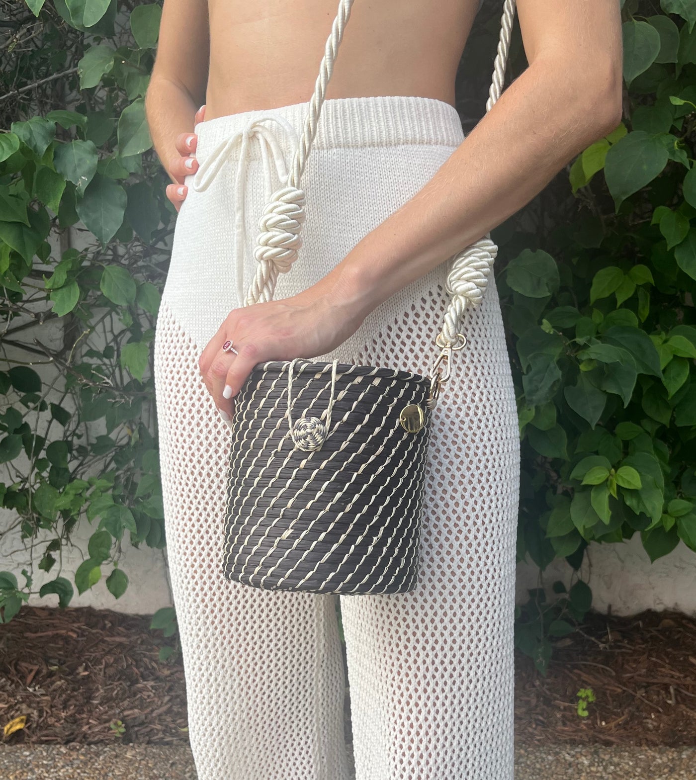 Villa Bucket Bag